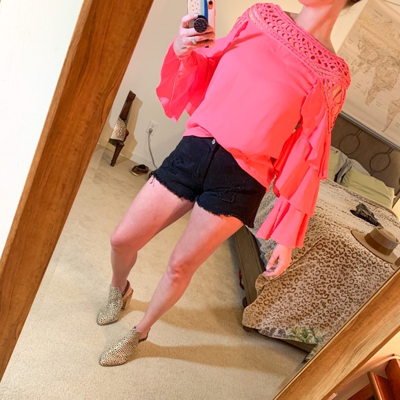 Bright Neon Pink top with Bell Sleeves - Picture 1 of 4